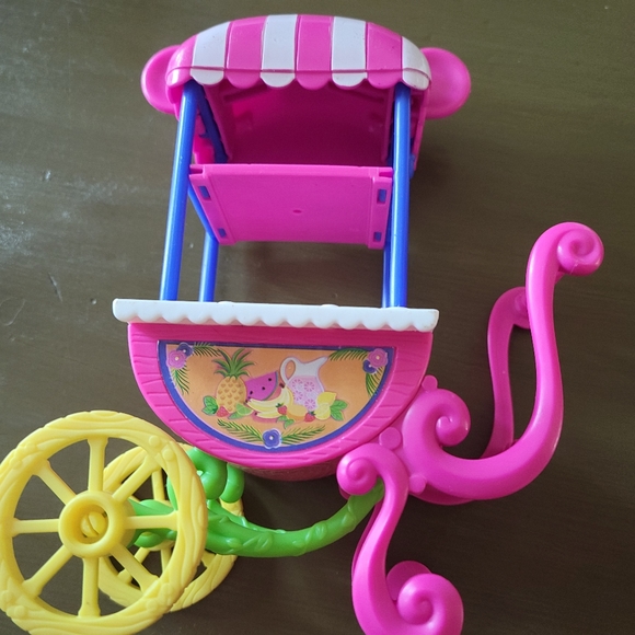 BARBIE PLAY SET - Picture 14 of 17